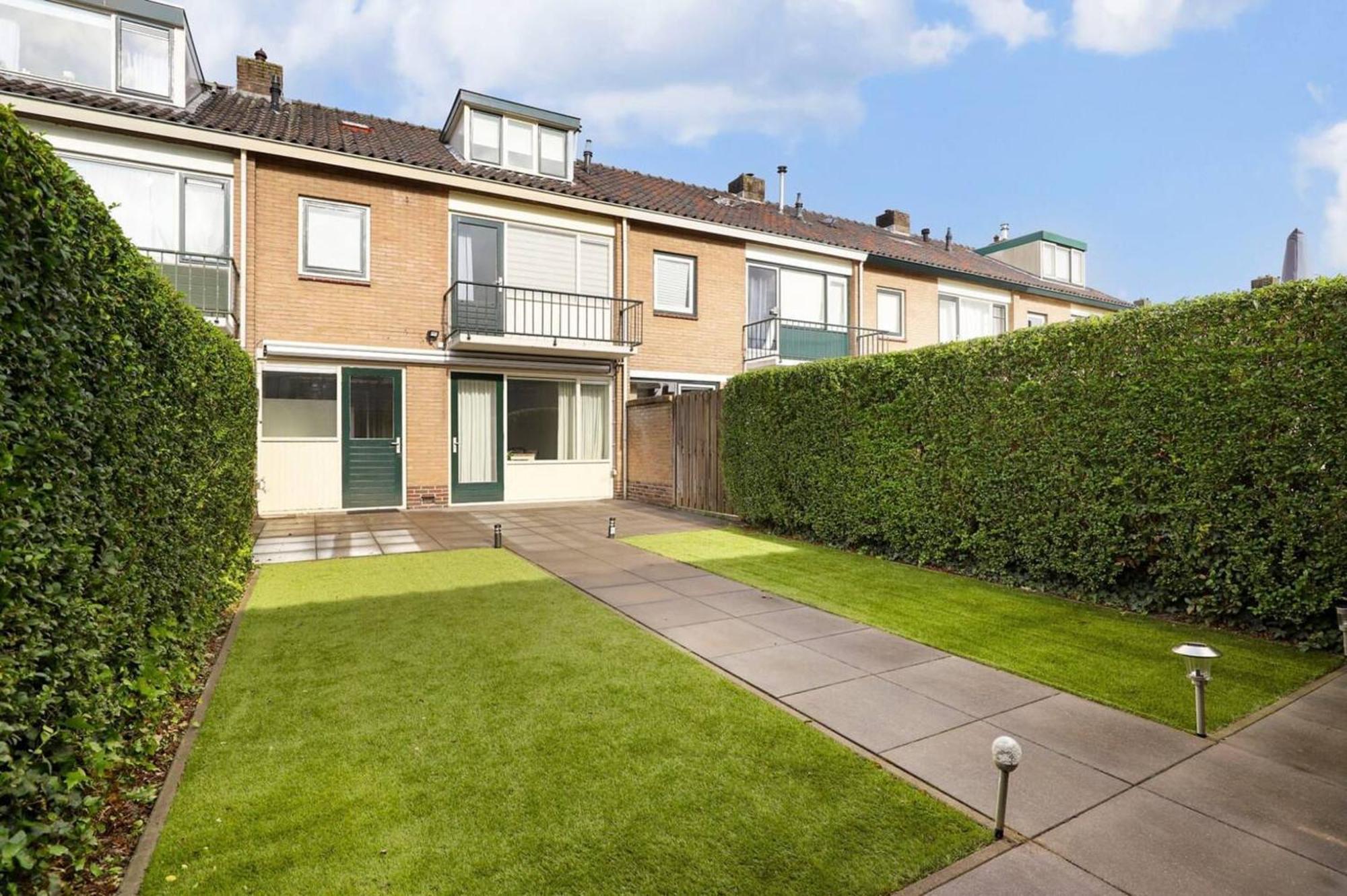 Apeldoorn- Ruime Eengezinswoning Met 5 Slaapkamers Экстерьер фото